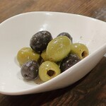 トリワイン ＰＩＫＯＳＨＨＨＵ - くせになるオリーブ