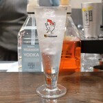 トリワイン ＰＩＫＯＳＨＨＨＵ - ウォッカソーダ