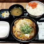 吉野家 - 料理写真:月見牛とじ御膳