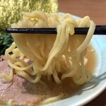 まだ洞くつ家 - 麺リフト。