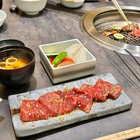 飛騨牛一頭家 馬喰一代 長良本家 - 