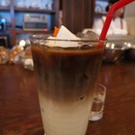 ミンガスコーヒー - オレンジカフェオーレのアイス