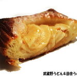 Petit Riche - 2014年4月　フレッシュりんごのタルト仕立て　切っただ