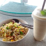 ร้านอาหารศาลาหมื่นลี้และที่พัก - 