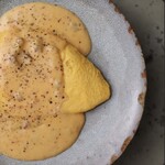 イベリコベーコンとチェダーチーズのオムレツ