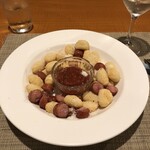 眞 - 揚げニョッキとソーセージ