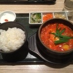 東京純豆腐 - 酸ラースンドゥブ