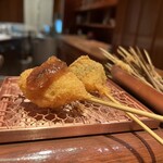 串かつ あーぼん - いちじく、桜餅