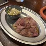 はなぶ～ - ネギは別皿です。