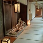 湯宿 季の庭 - 大浴場入口廊下(畳敷き)