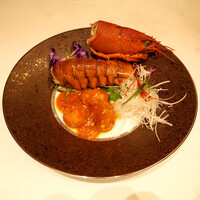 赤坂 桃の木 - オマール海老の四川チリソース