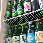 小さな韓国 あぷろ 03 - ドリンク写真:ドリンク（冷蔵庫）