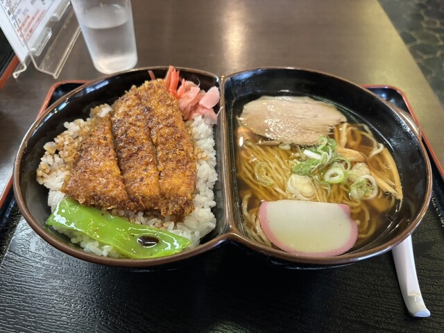 あたご食堂 - 西米沢（食堂）の写真