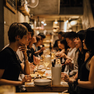 ふらっと気軽に入りたくなる7坪のイタリアンな居酒屋