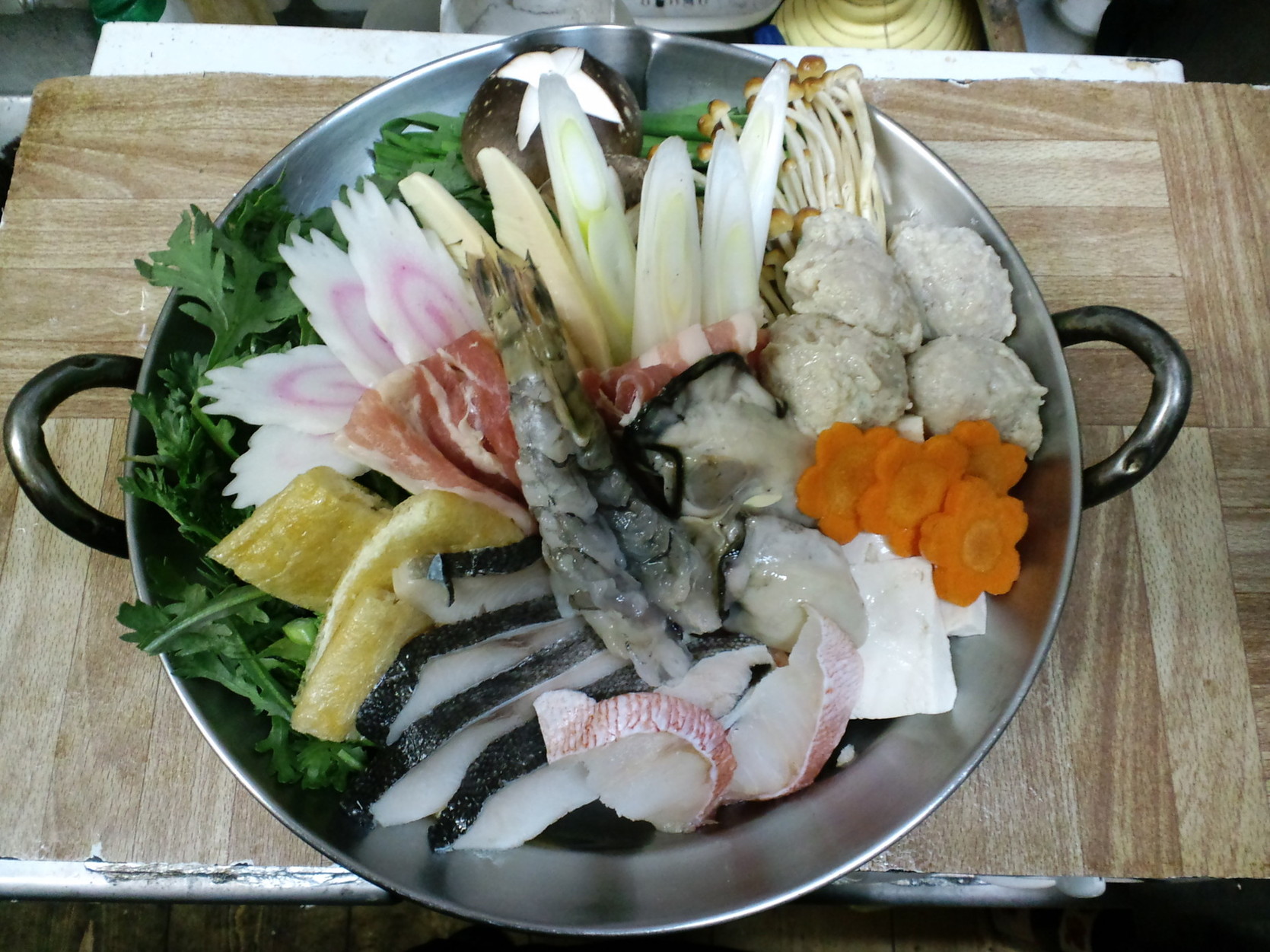 大平台温泉 鍋 [食べログ]