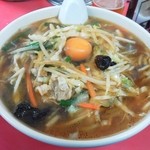 丸吉飯店 - 【特製丸吉麺（ニンニク野菜玉子入り）（￥850）】