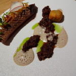 Point - クリスマスランチ　シャラン鴨　ごぼうのソース　パセリのオイル　原木椎茸のソース　鴨ミンチのコロッケ