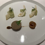 レストラン コバヤシ - 和歌山県産鮎のパテ　メロンのパートドフリュイ　サラダ添え