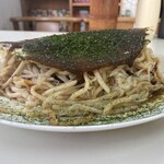 お好み焼き とんとん - 分厚い