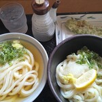 香川屋 - かけうどんとしょうゆうどん!