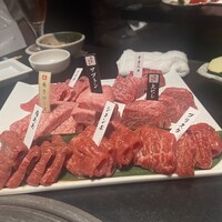 焼肉専科 肉の切り方 日本橋本店 - 