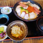 食彩 ごえん - 海鮮丼