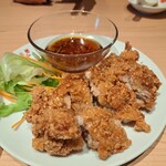 上海湯包小館 - 米粉を使ったのかな？…　ザクッとした食感を活かす為、ソースは別添えにしてある。