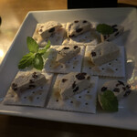 NEO SHOT BAR　深海の洞窟 - レーズンバター