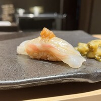 大阪 京橋 鮨 黒潮海閤 - 鯛