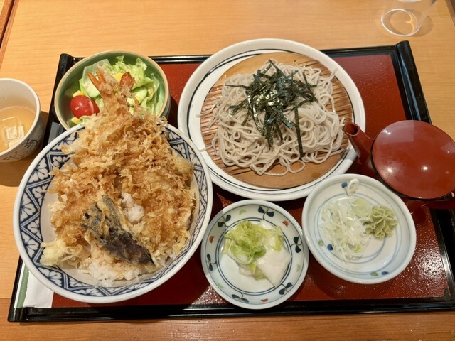 そば庵 菊富士 筒井店 &ndash; 青森市浜田のイトーヨーカドー内そば屋