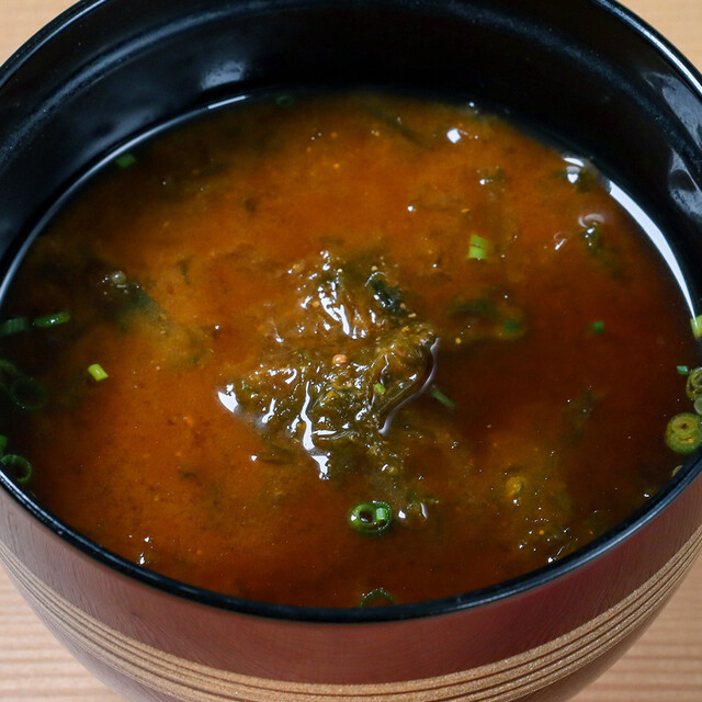 あおさの赤だし汁