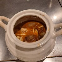 紅花別館 - ビーフココット（チキントッピング）