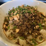 中華食房 正記 - 担々牛肉刀削麺（中式）（3辛）