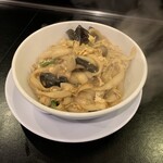 牛肉炒蛋刀削麺（小）