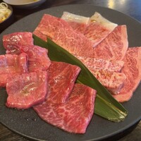 焼肉うしごろ 銀座並木通り店 - 