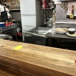 キッチン グラン - カウンター席前が厨房