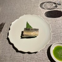 ヒカリヤ ニシ - 