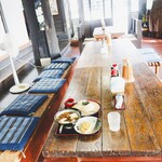 ヨコクラうどん - パワースポット的な飲食スペース