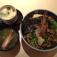 銀座 鮨 たじま - 茶碗蒸しや椀も付きます