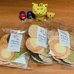 つちや - これは……手土産用に、買ってみた　※同じのを、cocoちゃんも買ってて、職場で配るのを、真似してみた