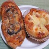 おかもと製パン - 「秋なすときのこのタルティーヌ」＆「きまぐれグラタン？」