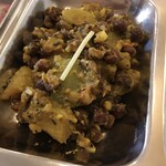 インド料理 パリワル - トロトロな夕顔と濃い風味の黒ひよこ豆の素敵なコンビ