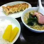 餃子屋麺壱番館 - 餃子定食￥850　焼餃子・ミニ塩ラーメン・ごはん