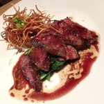 アトリエドアイ - ランチコース（２，１６０円）のメイン「牛バベット（ハラミ）と新ジャガイモのロースト」２０１４年４月２０１４年４月