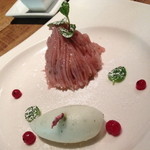 アトリエドアイ - ランチコース（２，１６０円）のデザート「サクラのモンブランとシャルトリューズのソルべ」２０１４年４月２０１４年４月