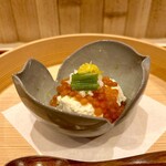 日本料理 かしづき - 飯蒸し　新イクラ　湯葉　長芋