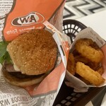 A&W I-Asu Okinawa Toyosaki Ten