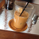 カフェ 安江町ジャルダン - 飲みかけですみませんw 美味しいアイスコーヒー430円