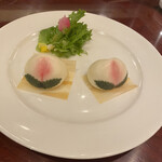 萬珍樓 - 桃饅頭