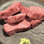 焼肉 肉萬 - 